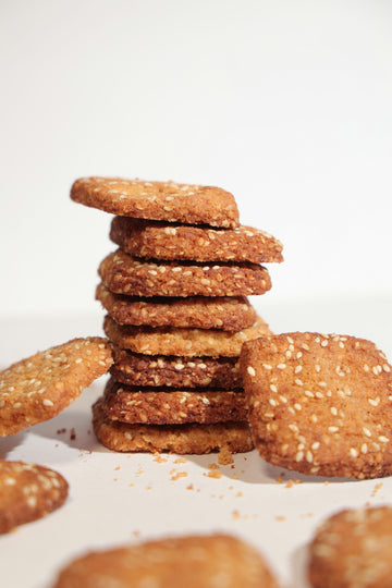 AATA SUJI GUD TILL BISCUIT
