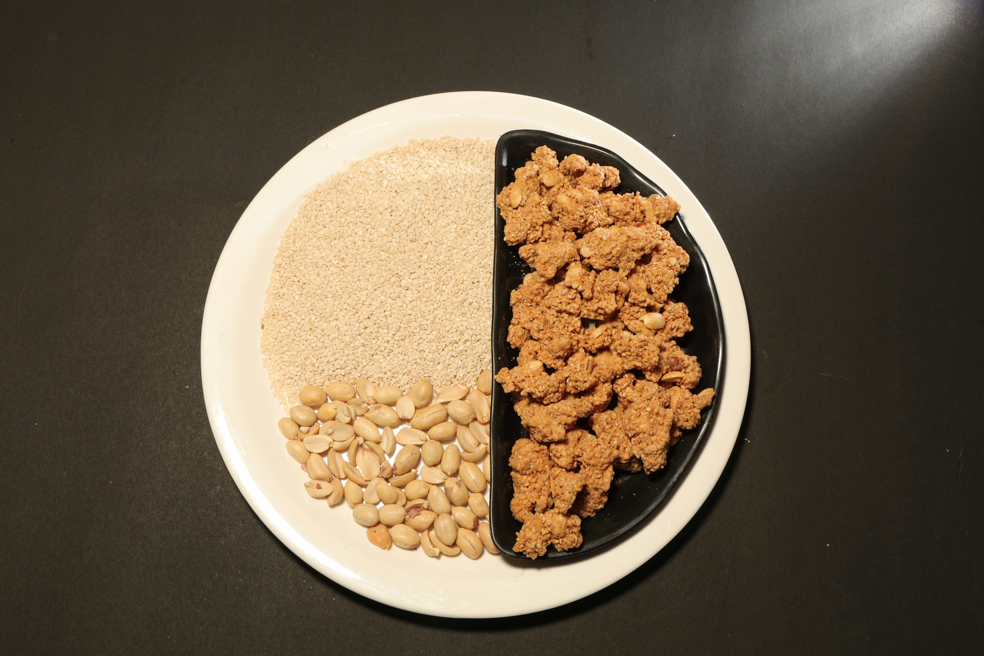 TAKA - TAK CHIKKI